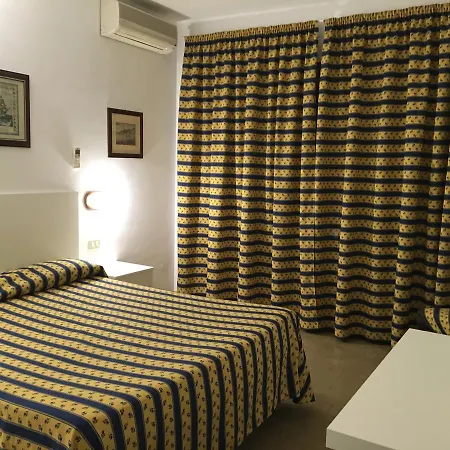 Hotel Bahamas Giglio Porto