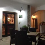 Bahamas Hotel 2*